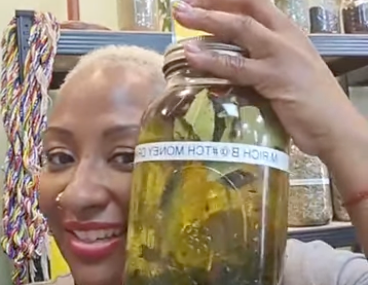 Money Drawing Things