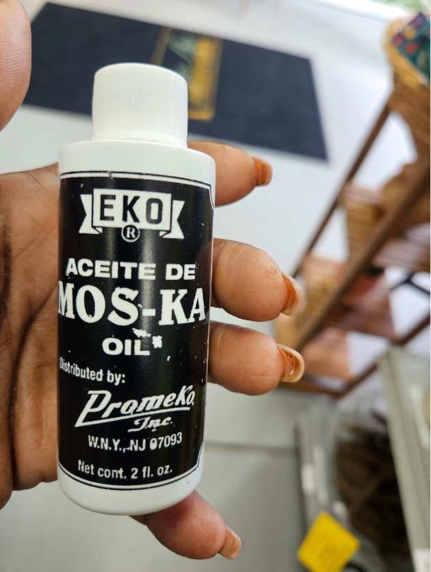 Aciete de Mos ka Mosquito Oil